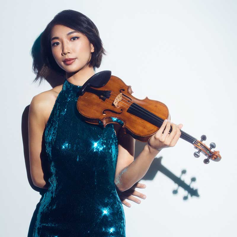 Nancy Zhou plays Bruch's Violin Concerto No.1 in G Minor